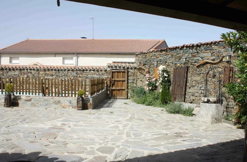 Casa Rural "El Horno de Rinconada" (Apartamentos Turísticos Ávila)