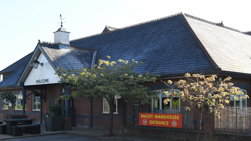 Catch Corner Wacky Warehouse