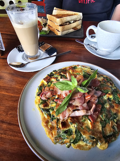 Muzzy’s Breakfast House - Thumbnail