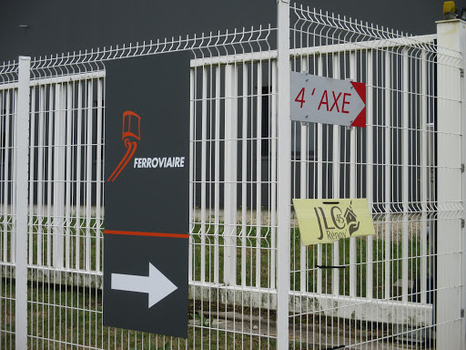 4'Axe Logo