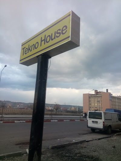 Tekno House