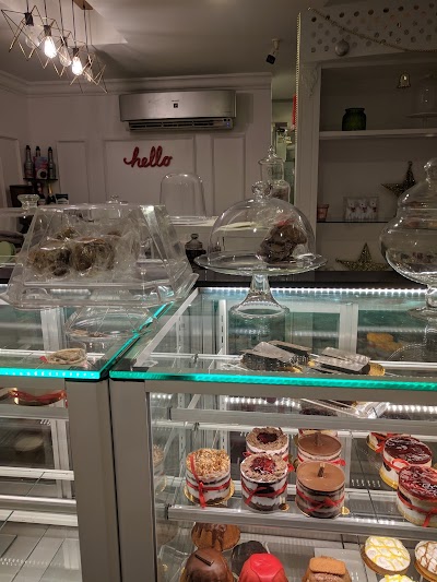 Berry S Desserts Bakery More Markaz Maryuţ Alexandria 111 6 8051