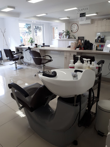 Salon fryzjerski "POD BRZYTWĄ" Bogusław Sotomski - Salon fryzjerski