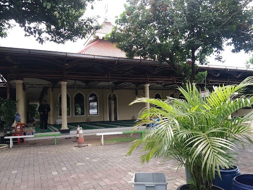 Masjid Raya Baitul Hikmah Deppen HBTB, Author: Andre Rere