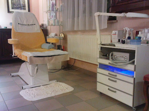 ARNIKA. Pedicure medyczny, kosmetyka.