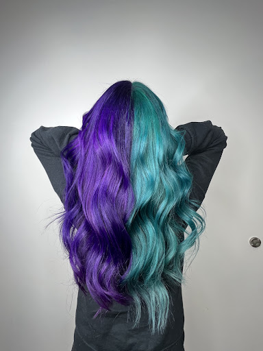 Julia’s Hair Lounge - Thumbnail