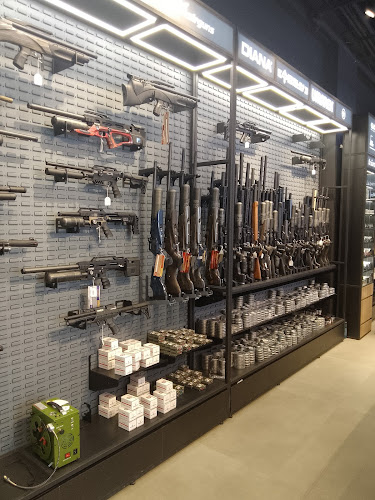 Sports Club Retail Store - 60 Al Nouras St - Al Jaddaf - Dubai
