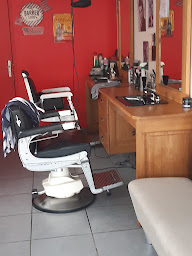 Photo n°24 de Guillaume coiffure à Roost-Warendin (Salon de coiffure)