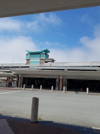 Colma Station