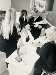 Photo n°8 de Cocktail Coiffure & Esthétique à Sélestat (Magasin de perruques)