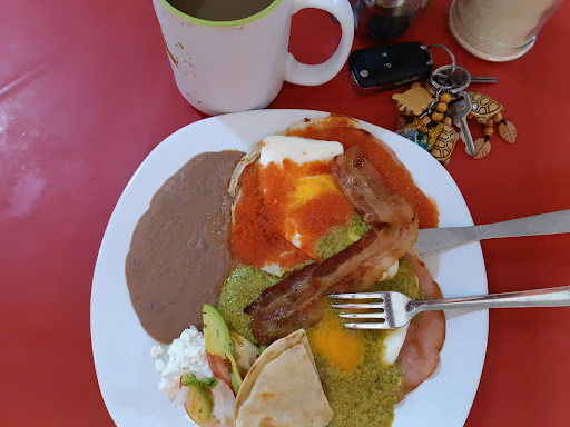 Los Molkajetes Antojitos - Thumbnail