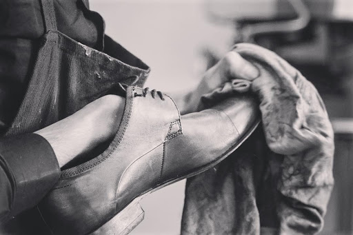 FOOTWARK Schuhwerkstatt Blankenese - Thumbnail