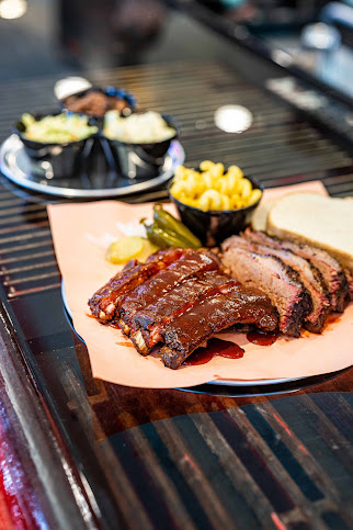 Holé Smokes BBQ by null