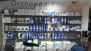 Photo n°6 de Pharmacie Sénécal à Val-de-Saâne (Pharmacie)