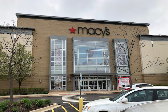 Visit The Promenade Bolingbrook On Your Trip To Bolingbrook