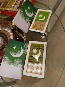 Bundu Khan Bakers & Sweets lahore