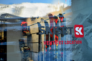 Photo n°17 de Boutique Rossignol Courchevel 1850 à Courchevel (Service de location de ski)