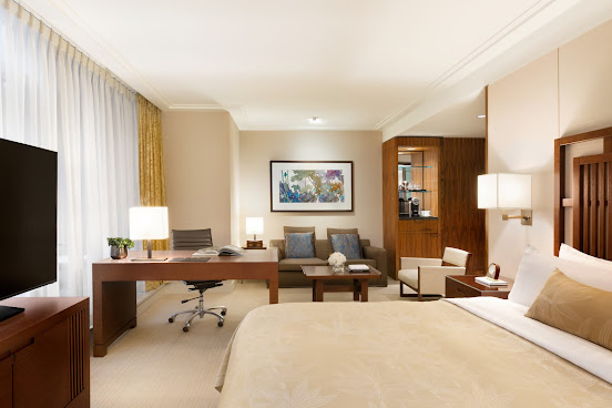 Shangri-La Vancouver by null