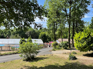 Photo n°9 de Les Chalets du Périgord - Camping à Sarlat à Sarlat-la-Canéda (Piscine)