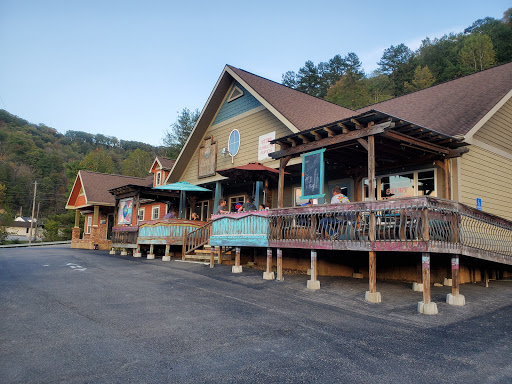 Lizzie B's Bakery Cafe - Thumbnail