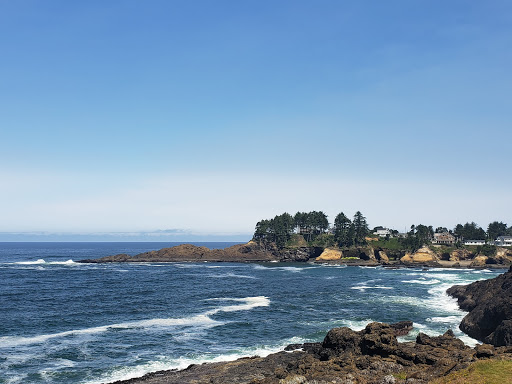 Depoe Bay Winery Gallery - United States