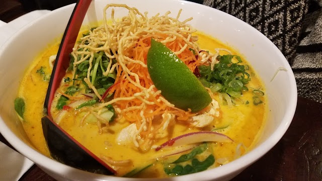 Absolute Noodle and Sushi Bar