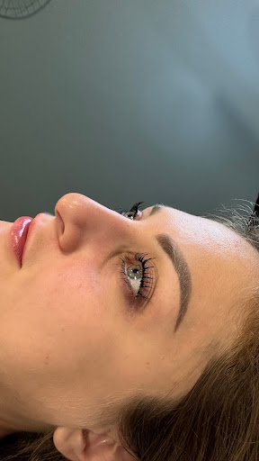 Beautiful Beauty - Thumbnail