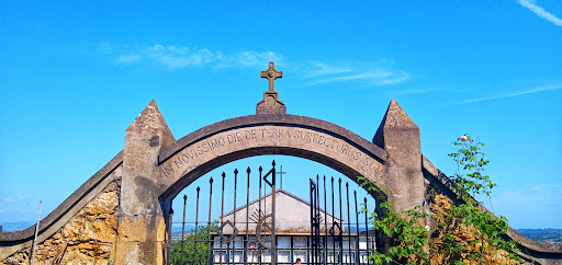 Cementerio de Santa Marina de Cuquiellos Gallery - Spain