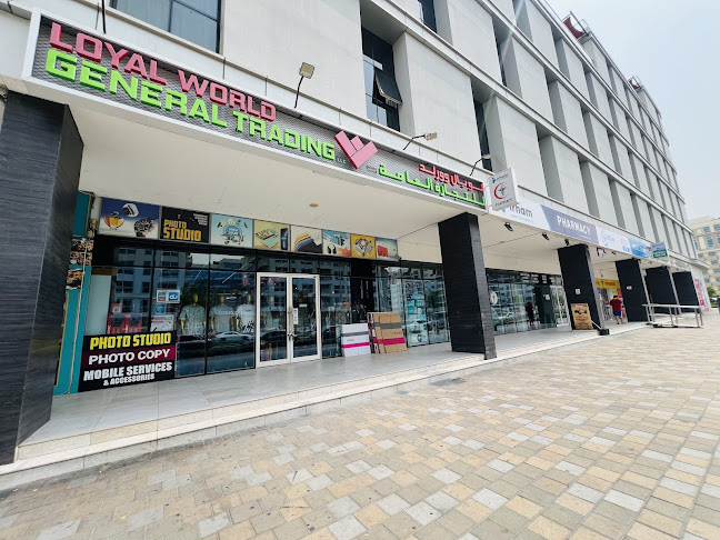 RIYAZ STUDIO LLC Photo Studio & Print Center - Arjan Hours