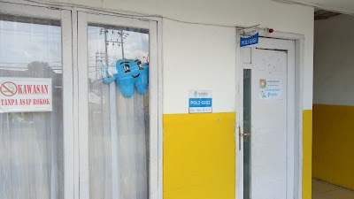 Photos of Poli Gigi Kusuma Praktek Dokter Gigi (drg. Billy)
