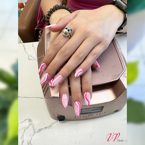 Vp Nails interior view