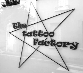 Photo n°4 de The Tattoo Factory à Vif (Salon de tatouage et piercing)