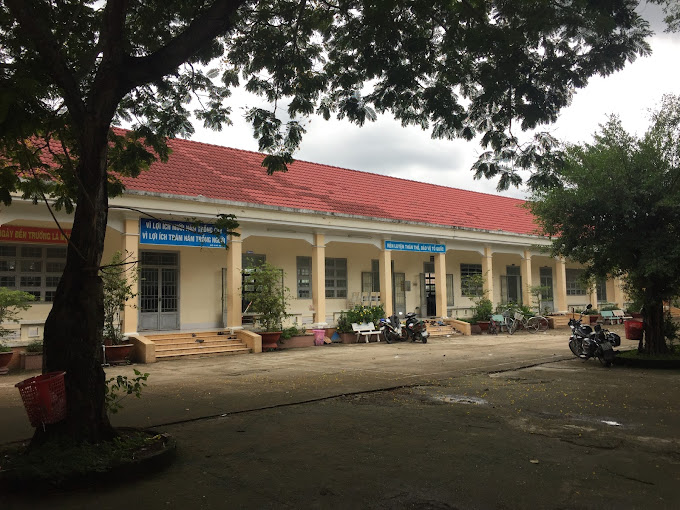 Trường THCS Bình Cang, Bình Thanh, Thủ Thừa, Long An