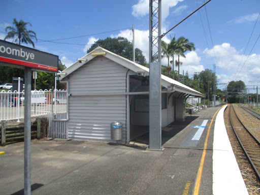 Woombye - Visual