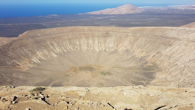 Líneas Marítimas Romero