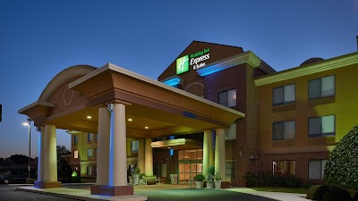 Holiday Inn Express & Suites Anniston/Oxford