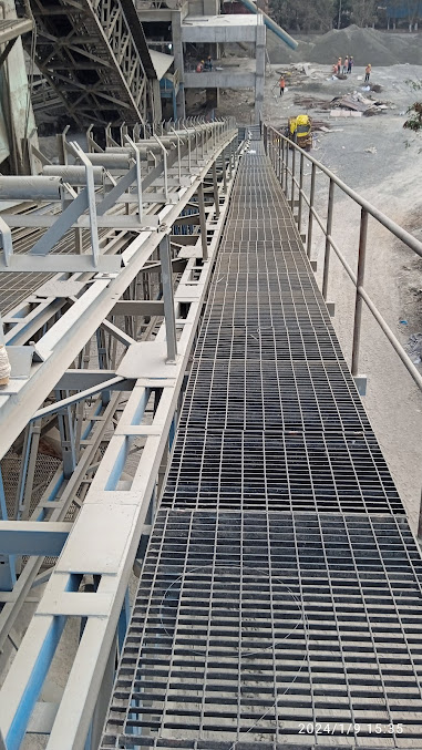 Af1qippzn Ng4b Lymhdh33r3qa93zolixvcgufmfpsi=s677 K No