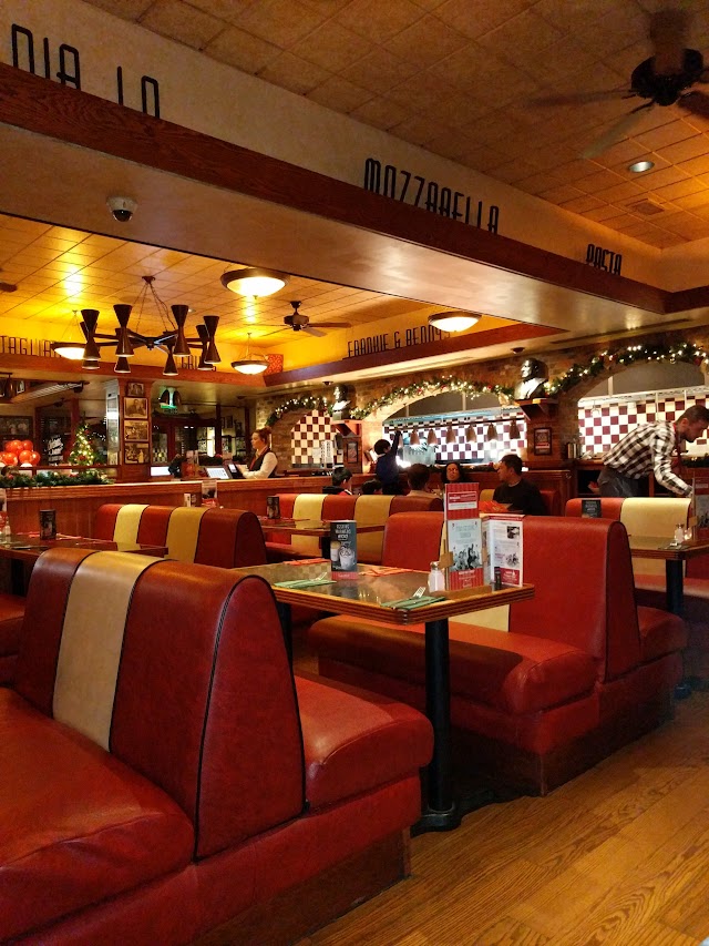Frankie & Bennys