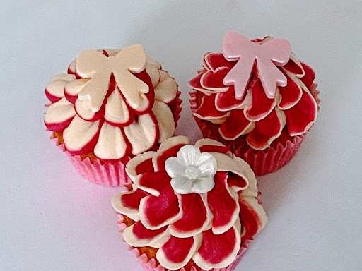 Comments and reviews of Jazzy Chic Cupcakes