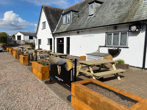 Hunters Lodge Hotel