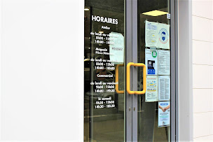 Photo n°2 de Atelier Clamart STNA à Clamart (Concessionnaire automobile)