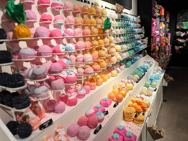 Lush Cosmetics Lincoln - Cosmetics store