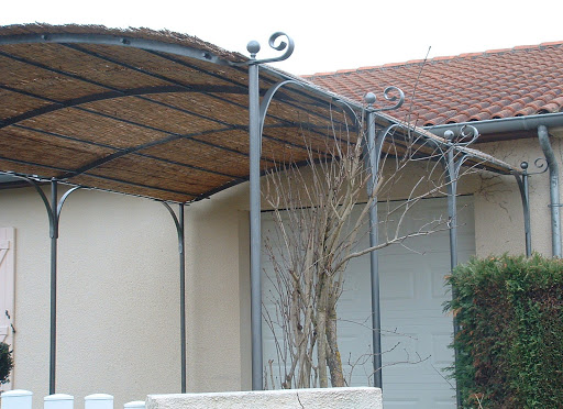 Au fer Occitan Ferronnier d'art, forgeron serrurier métallier. Gallery - France
