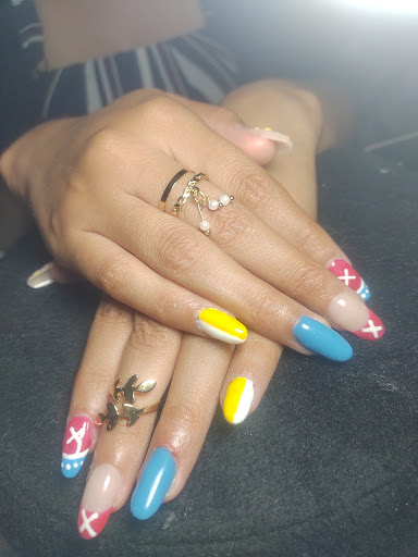 Lilo Nail's - Thumbnail