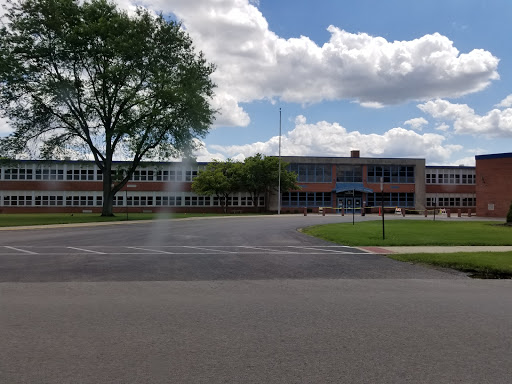 Carpentersville Middle School - Thumbnail