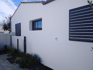 Photo n°5 de COLOR 17 PEINTURE ET SOL(neuf et rénovation) à Lagord (Service de pose de parquet)