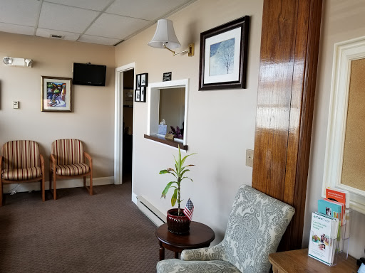 Lyons Denise R DDS
