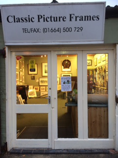 Classic Picture Frames - Visual