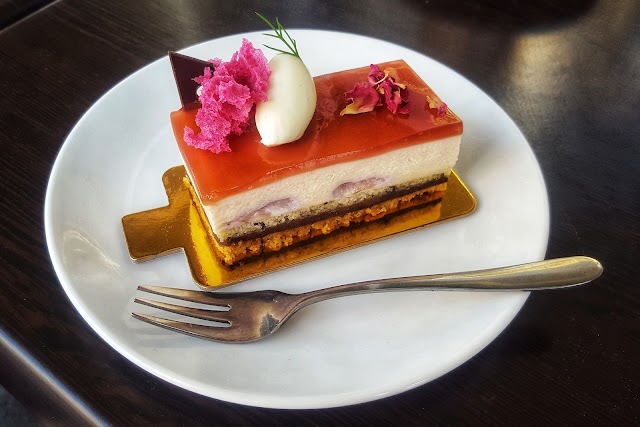 KOI Dessert Kitchen