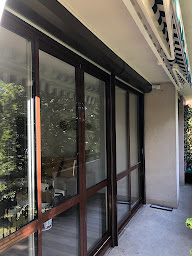 Photo n°22 de Les Menuiseries Parisiennes Clamart à Clamart (Magasin de stores et de rideaux)